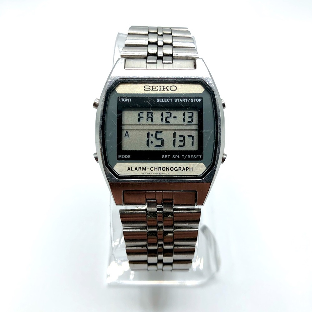 Vintage Seiko A904-5199 LCD Digital Alarm-Chronograph Watch